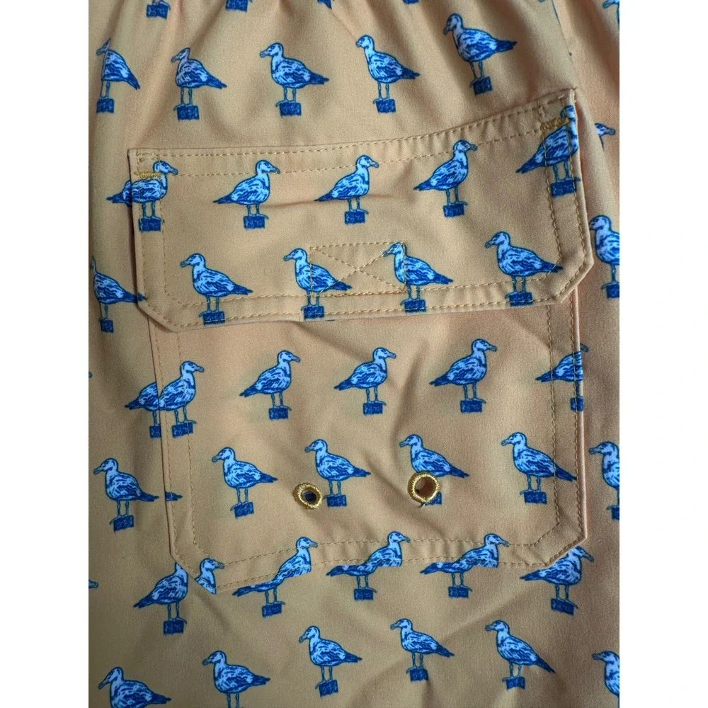 Vineyard Vines Mens Yellow Seagull Print Swim Trunks Board Shorts XL 3M001197